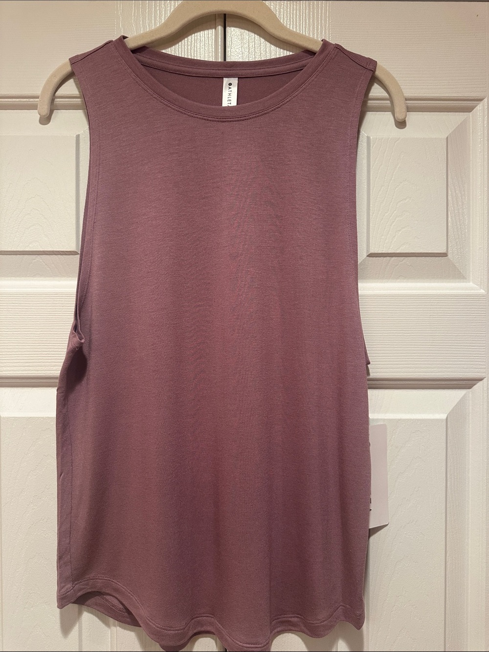 Athleta Women’s Cloudlight Muscle Tank in Dusty Mauve NWT size Small